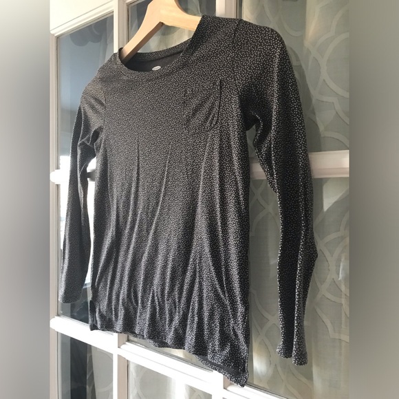 Tiny stars - Old Navy size 8 long sleeve black top, white stars shirt EUC - Picture 6 of 8